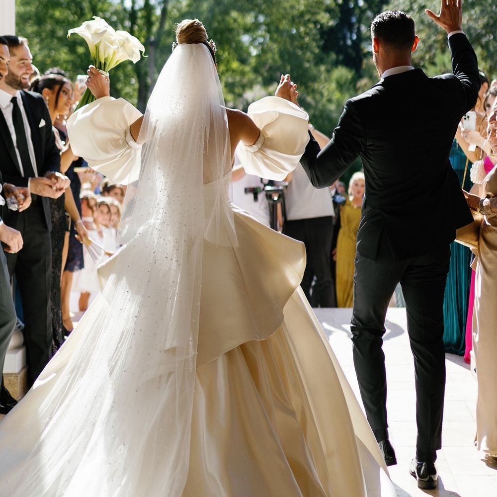 Pearl Wedding Veil - Picture 1 of 4